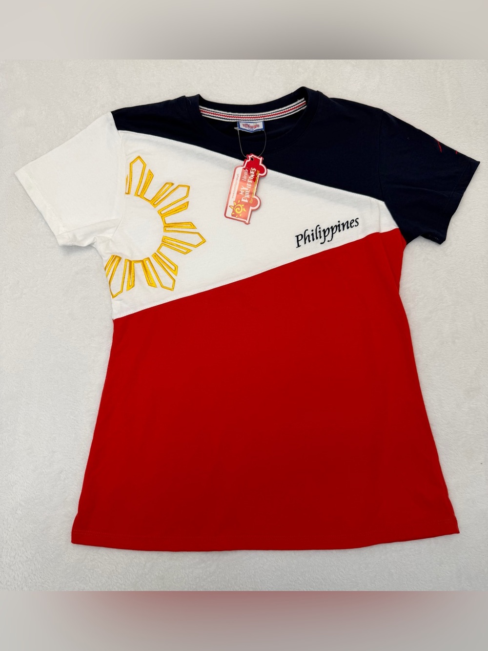 My Philippines T Shirt Womens Large NWT Embroidered Flag Sun Colorblock Pinoy